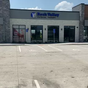 Bild von Rock Valley Physical Therapy - Norwalk