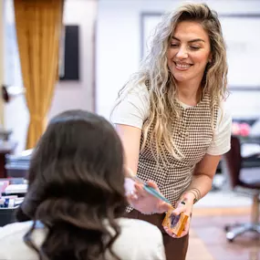 Bild von A.F. Bennett Salon and Wellness Spa