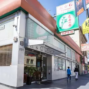 Family-style Cantonese dining San Francisco