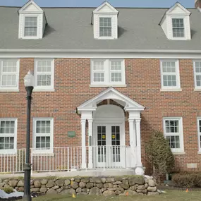 Front of Evergreen Court, a Christian Health Community