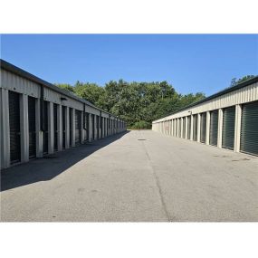 Exterior Units - Extra Space Storage at 7407 Greenwood Rd, Louisville, KY 40258