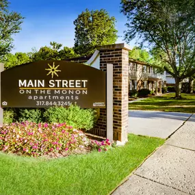 Bild von Main Street on the Monon