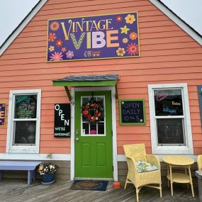 Vintage Vibe OBX Storefront