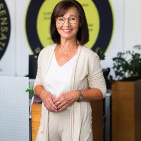 Margit Hauke - AXA Versicherung ABSOLUT Finanz GmbH & Co. KG - Kfz-Versicherung  in  Ulm