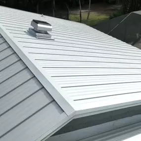 Bild von Total Roofing Systems The Metal Roof Experts