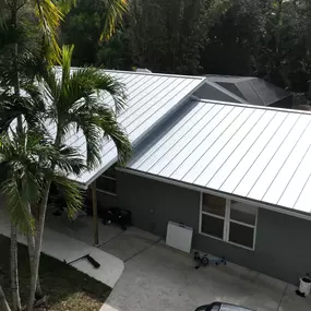 Bild von Total Roofing Systems The Metal Roof Experts