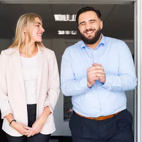 Persönlich für Sie da- AXA Versicherung ABSOLUT Finanz GmbH & Co. KG - Kfz-Versicherung  in  Krumbach