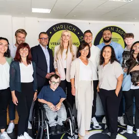 Teambild - AXA Versicherung ABSOLUT Finanz GmbH & Co. KG - Kfz-Versicherung  in  Krumbach