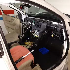 Bild von RestylingCar Climatización, Radios y pantallas para automóviles