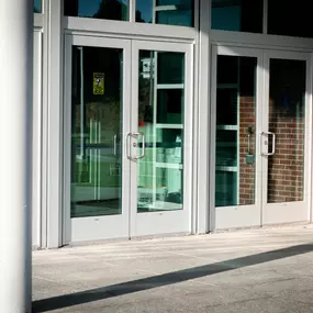 Reliable Commercial Door and Lock Replacement | Professional Door and Lock Services in Detroit, MI