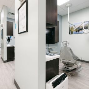 Bild von Secure Dental—Foster Ave.