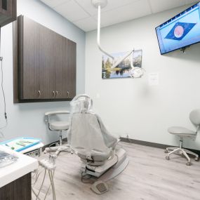 Bild von Secure Dental—Foster Ave.