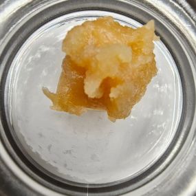 Experience the purity and potency of hash rosin from Dab & Go, crafted using only the finest cannabis materials. Our hash rosin delivers a robust and flavorful experience, ideal for those seeking a high-quality concentrate. Perfect for dabbing or adding to your favorite flower, our hash rosin offers a clean and powerful way to enjoy the full spectrum of cannabinoids and terpenes.