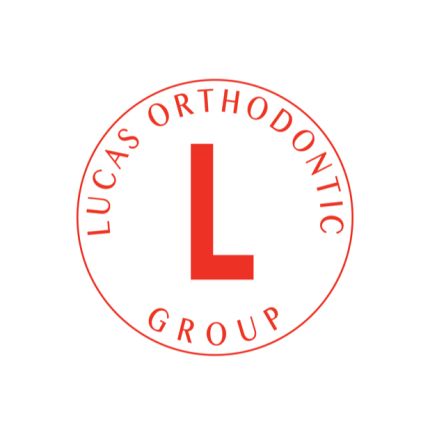 Logo de Lucas Orthodontic Group