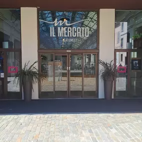 Bild von CoinFlip Bitcoin ATM - Galleria Centrale Il Mercato Eat & Meet (Reggio Emilia Centro)