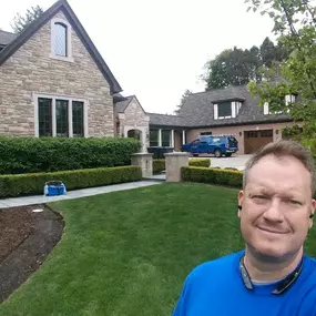 Your Pro Window Cleaning Northville MI | (734) 276-6070