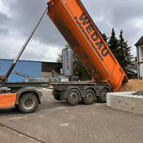 Bild von Beton2Go Celle - Beton und Schüttgüter auf Knopfdruck oder Lieferung