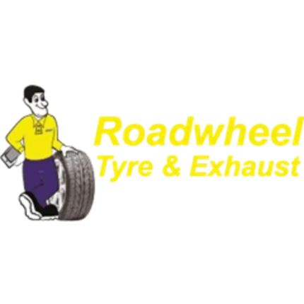 Logótipo de RoadWheel Tyre & Exhaust