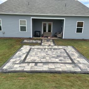 Backyard paver patio by RC Landscapes