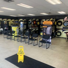 Bild von Co-Op City Tire & Auto