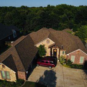 Lindale Texas home with Atlas Pinnacle Pristine roof system in Copper Canyon plus 3M ScotchGard Protector.