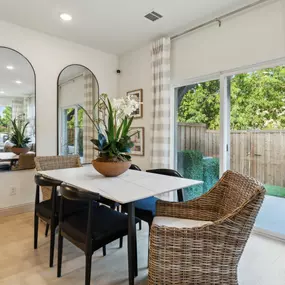 Midtown GP Model Dining Area