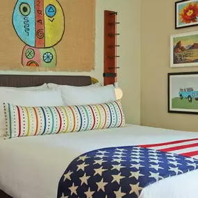 Guest room