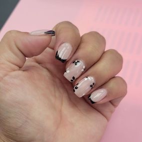 Xpresiones Nail & Spa offers creative and personalized nail art services that add a unique flair to your manicure. Whether you prefer subtle designs or bold statements, your nails will become a canvas for artistic expression.