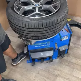 Bild von South Croydon Tyres & Service Centre Ltd