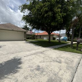 Bild von Green Earth Landscaping & Lawn Care - West Palm Beach