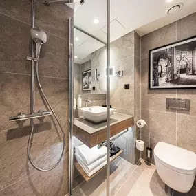 Standard Room - High Floor Bath