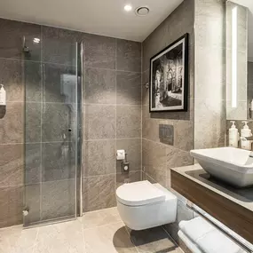 Superior Room - High Floor Bath