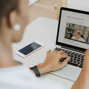 Bild von E-DEVWEB