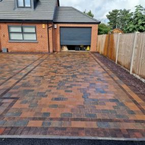 Bild von S Burton Block Paving Ltd