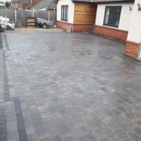 Bild von S Burton Block Paving Ltd