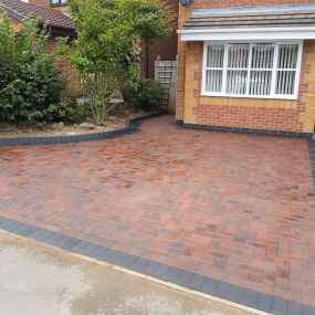 Bild von S Burton Block Paving Ltd