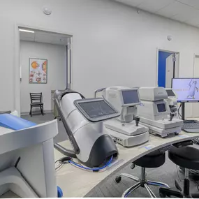 Eye Exam Equipment at Stanton Optical store in Jacksonville, NC 28546