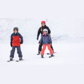 Watch your kiddo progress as they learn how to ski with a Snow Valley instructor.