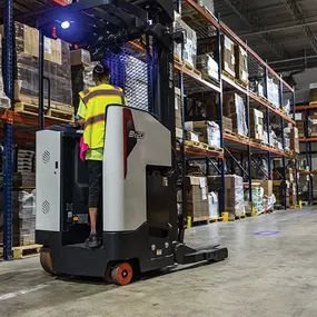 Bobcat br20sp-7plus electric narrow aisle pantograph reach truck