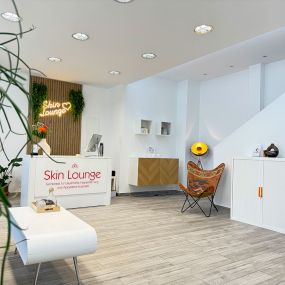 Skin Lounge Empfang