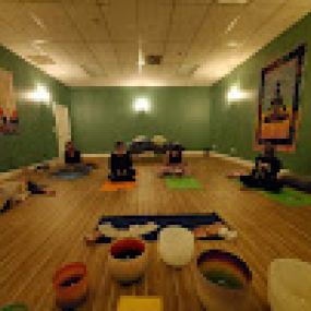 Bild von Yoga Den Oakleaf