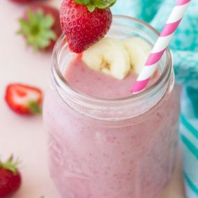 Strawberry Banana | Real Fruit Smoothie