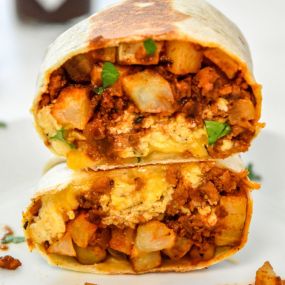 Empieza Tu Dia Kon Huevos- Burrito de chorizo