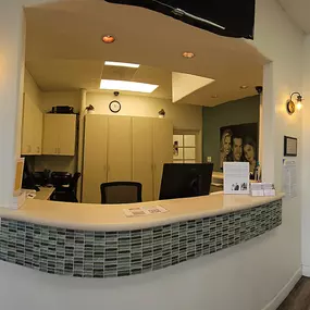 Dental Office - Larwin Square Dentistry Tustin