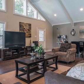 clubhouse with tv and seating area at beacon hill apartments