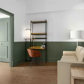 Guest room