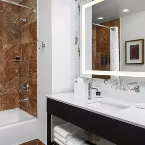 Guest room bath