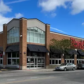 Bild von Binny's Beverage Depot - Logan Square