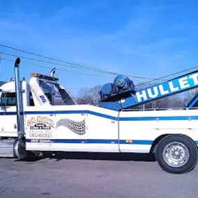 Bild von Hullett's Tire Lube & Tow