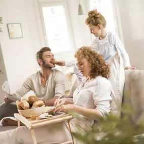 Morgengold Frühstückdienste ist Ihr Brötchenlieferservice in Kornwestheim, Stuttgart und Umgebung. 
Wir liefern Ihnen frische Brötchen direkt an die Haustüre - auch an Sonntagen und Feiertagen. 

Frühstück bestellen, Frühstücksservice, Frühstück Lieferservice, Brötchen Lieferservice, Brötchen an die Haustüre, Brötchenservice, Brötchen bestellen, Frühstück liefern lassen, Brot online bestellen, Frühstücksdienst, Brötchenbringdienst, Frühstück nach Hause liefern lassen, Brötchendienst, Lieferservi